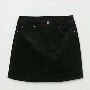 H&M corduroy black short skirt SZ 10 dark academia indie grunge preppy Y2K 90s
